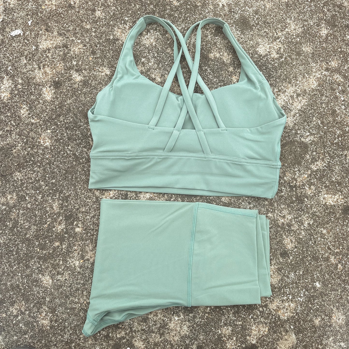 Conjunto de ginástica de cor sólida, sutiã fitness justo e macio, 2 peças, compressão, cintura alta, legging para exercícios, treino abrangente para corrida